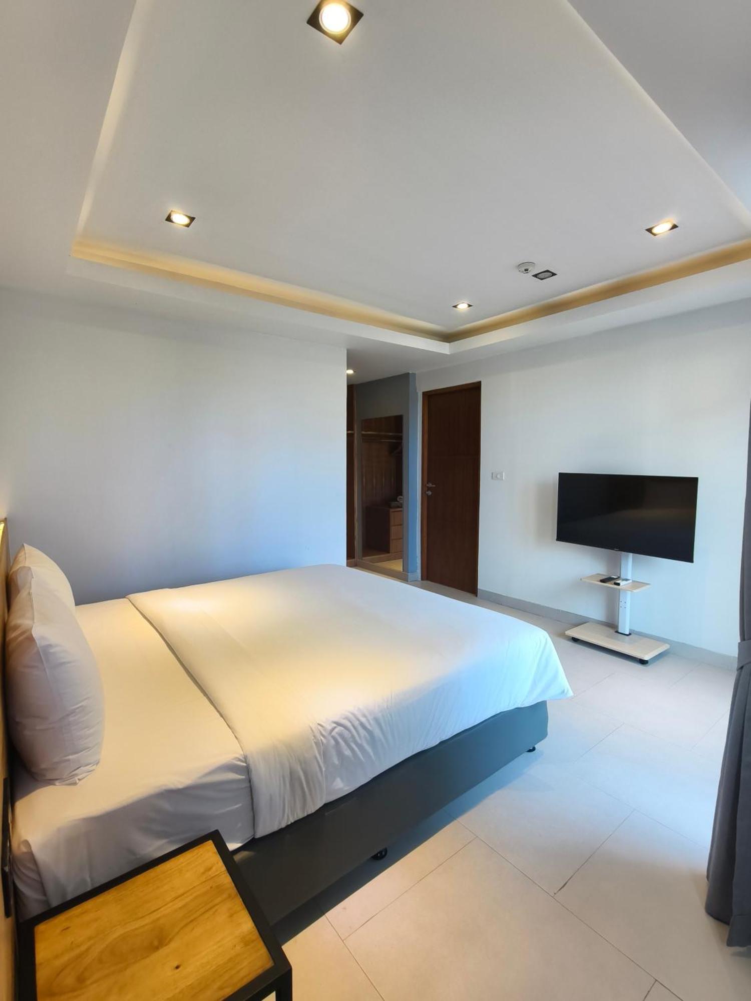 Lek Lek Samui Room X Coffee Bar Praia Chaweng Exterior foto