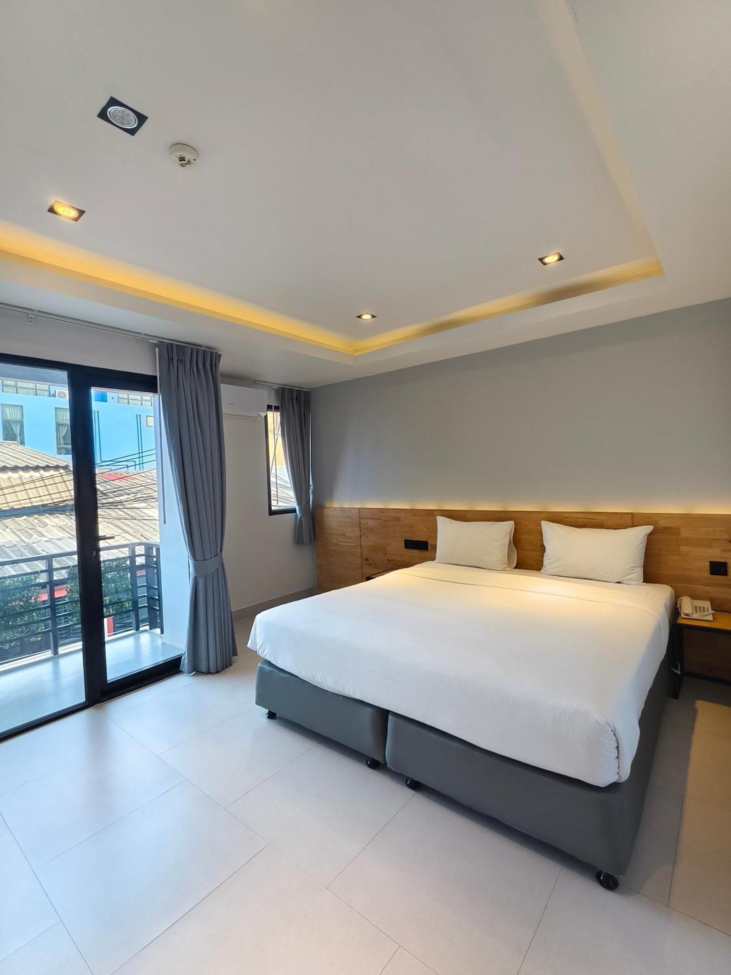 Lek Lek Samui Room X Coffee Bar Praia Chaweng Exterior foto